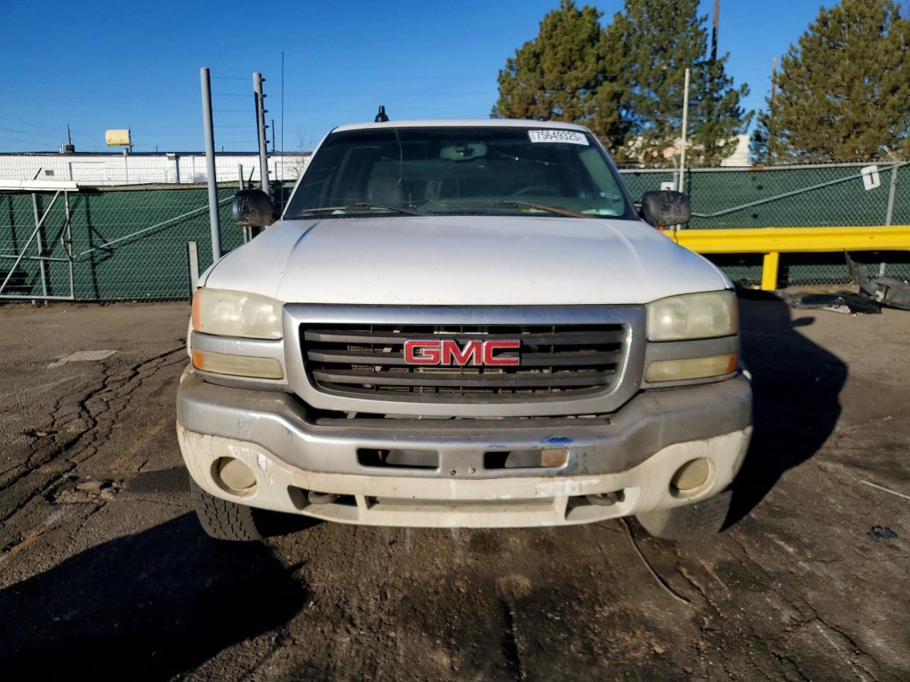 2003 GMC Sierra