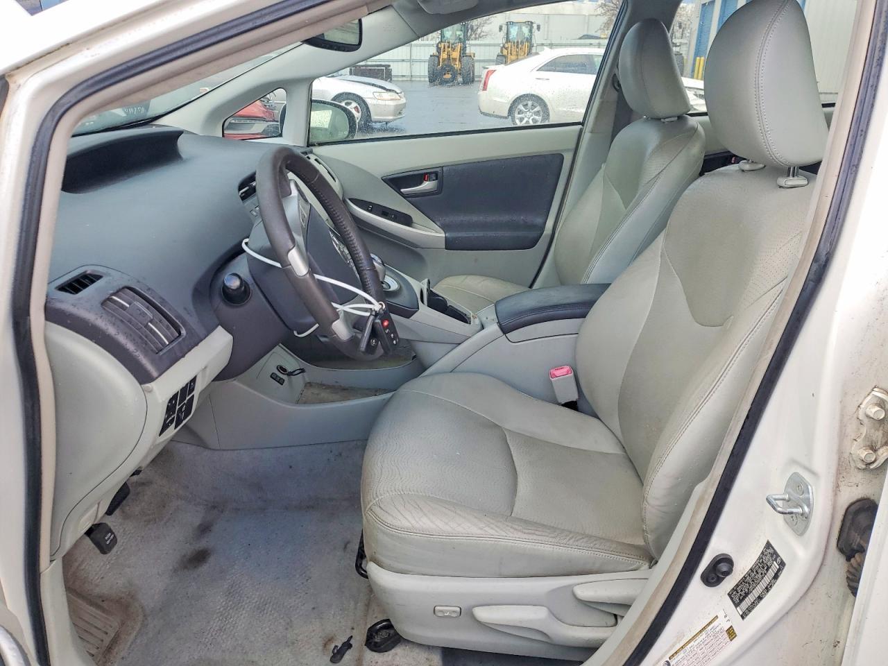 2011 TOYOTA PRIUS