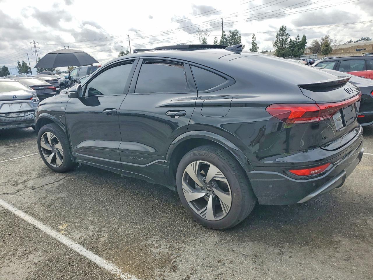 2025 AUDI Q6 e-tron