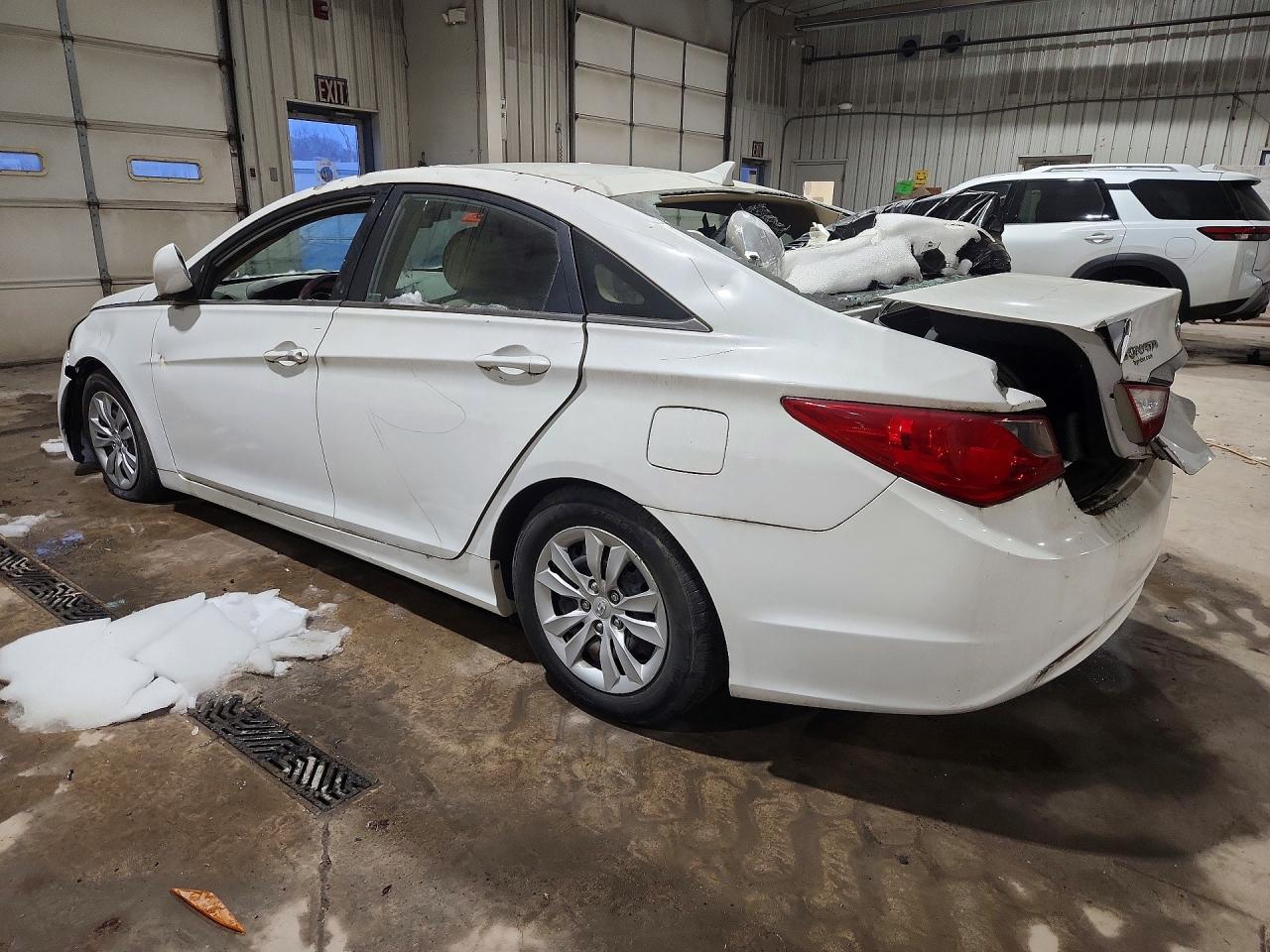 2011 HYUNDAI SONATA