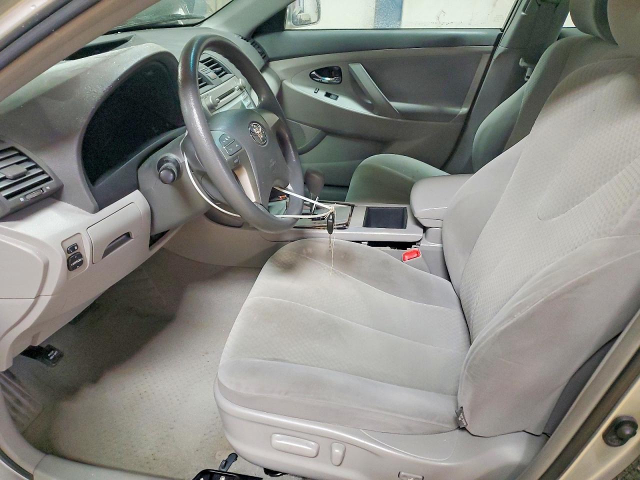 2009 TOYOTA CAMRY