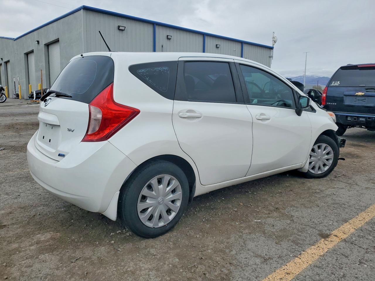 2016 NISSAN Versa Note