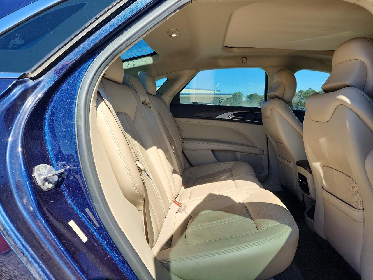 2017 LINCOLN MKZ