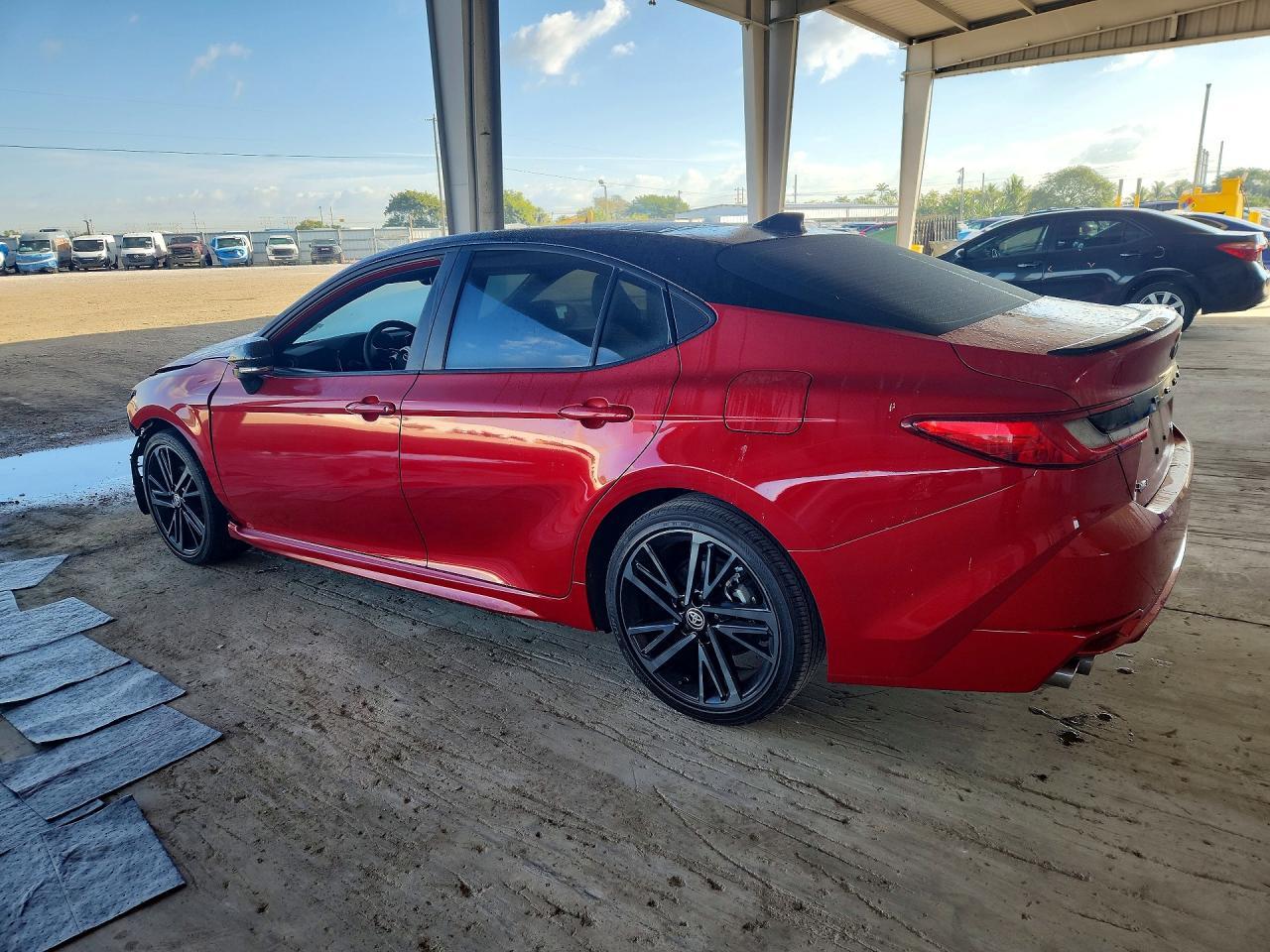 2025 TOYOTA CAMRY