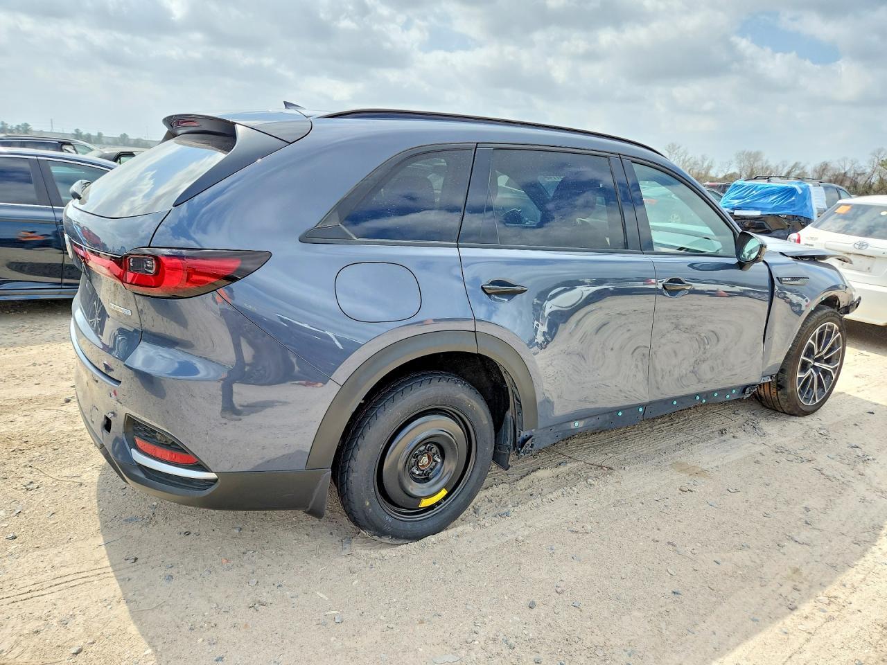 2025 MAZDA Cx-70