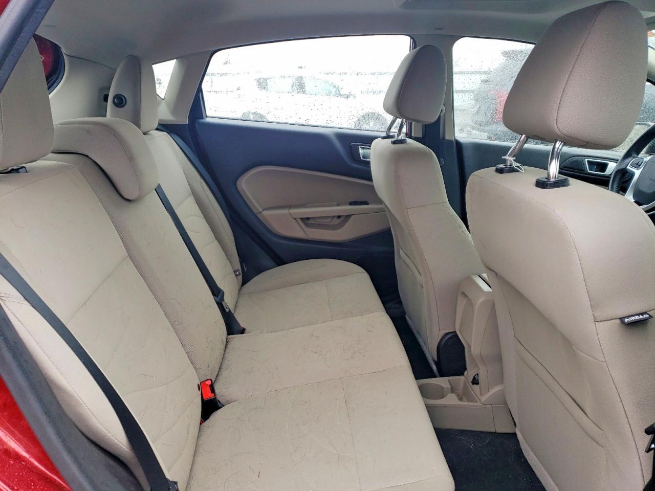2016 FORD Fiesta