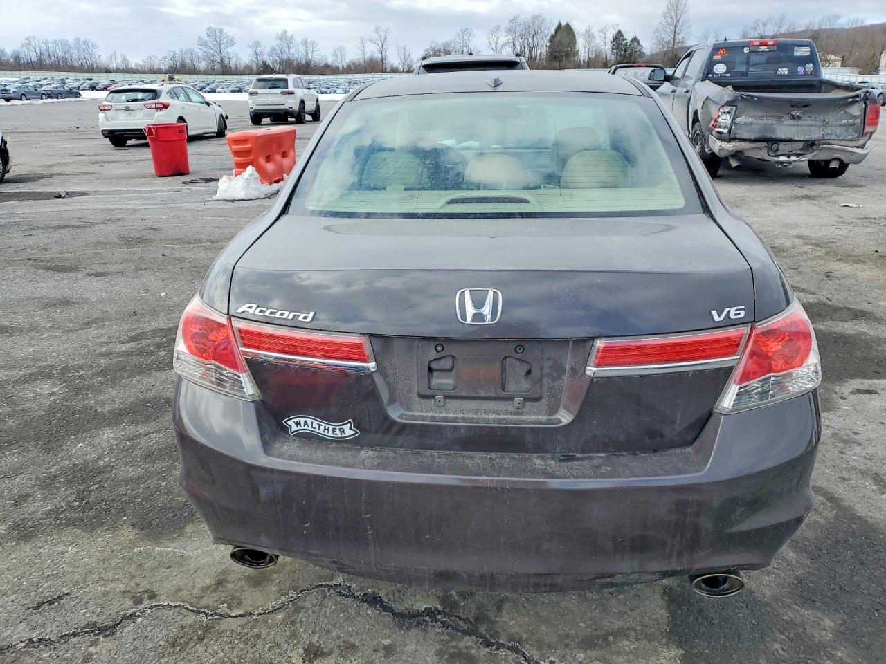 2011 HONDA ACCORD