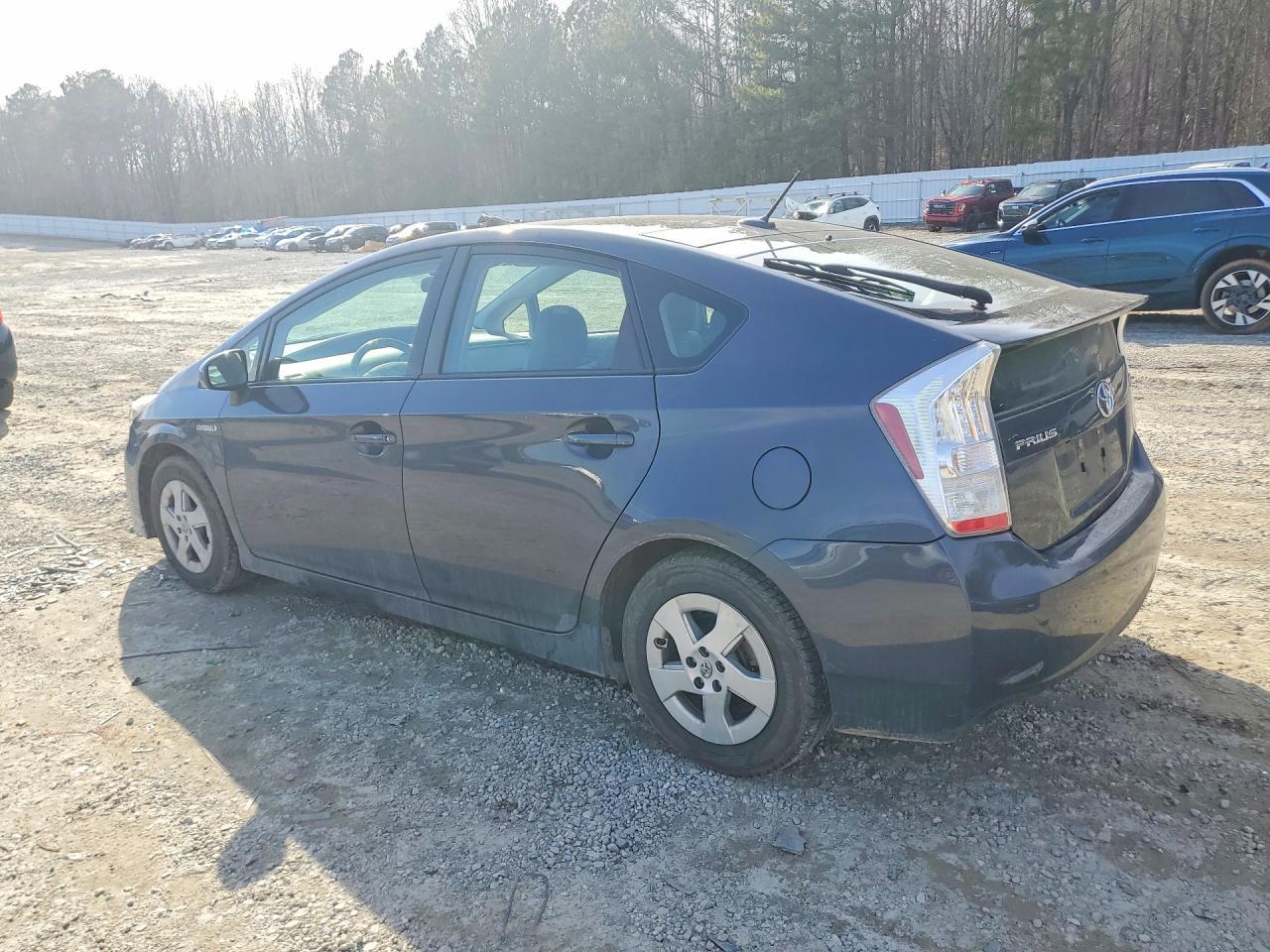 2011 TOYOTA PRIUS