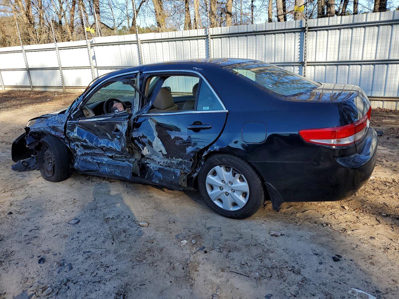 2004 HONDA ACCORD