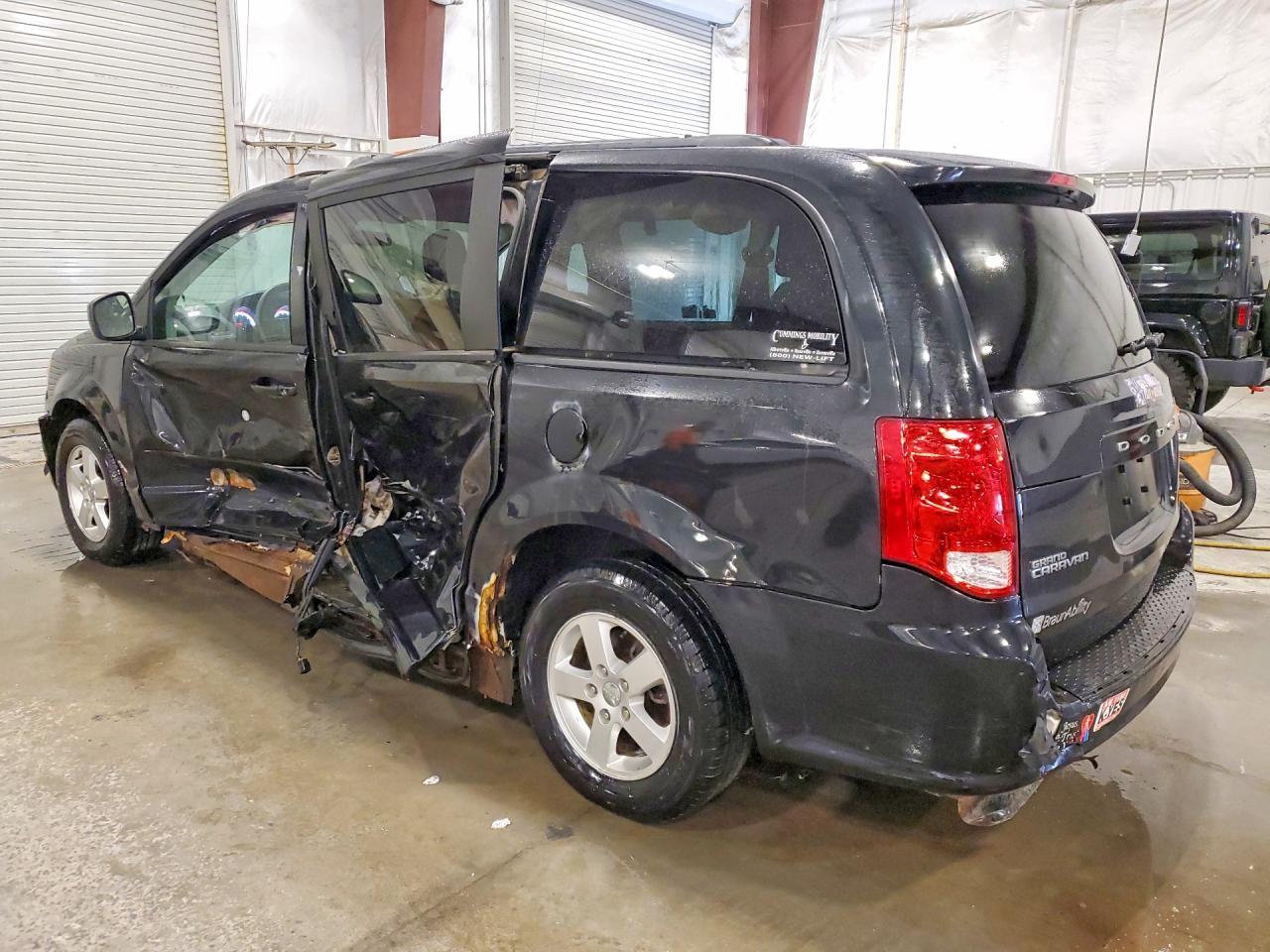 2013 DODGE GRAND CARAVAN