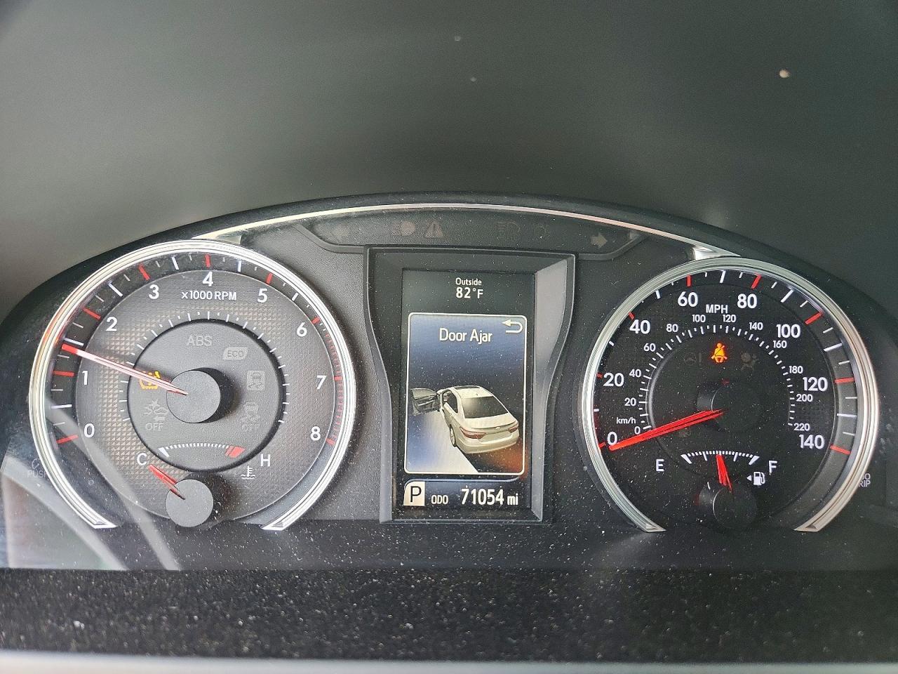 2016 TOYOTA CAMRY