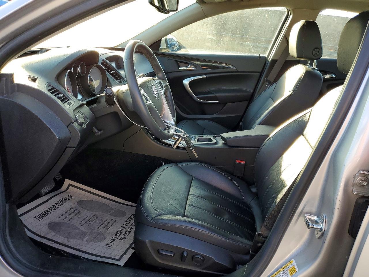 2011 BUICK Regal