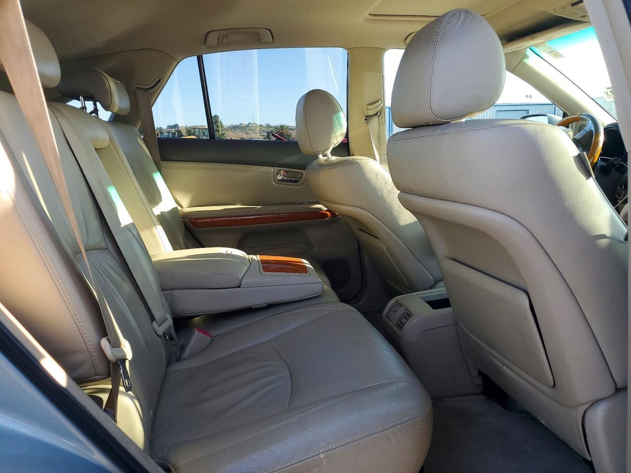 2005 LEXUS Rx 330