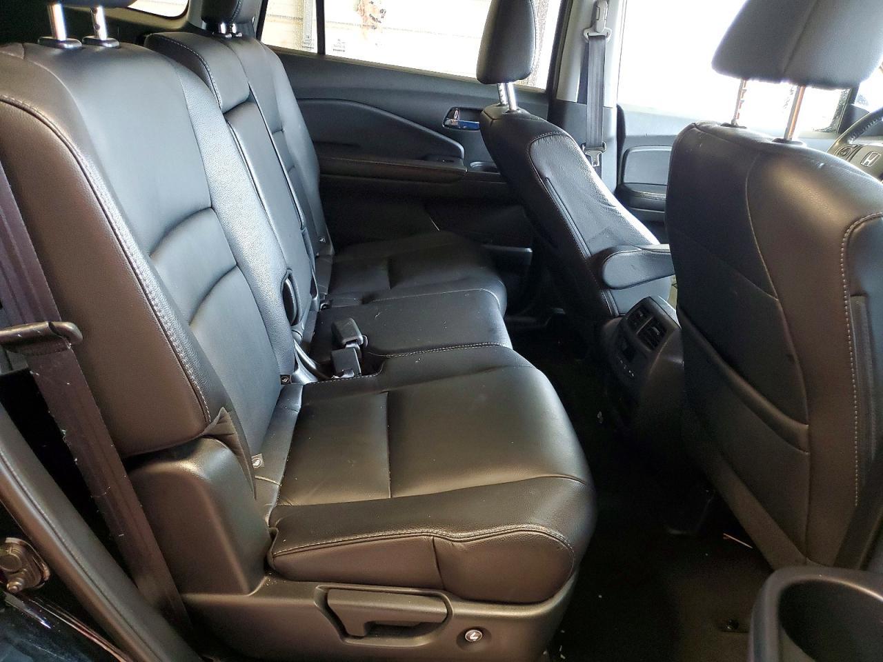 2017 HONDA PILOT