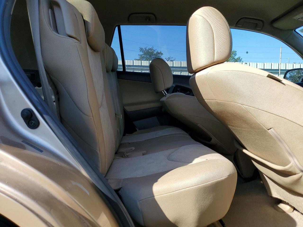 2011 TOYOTA RAV4