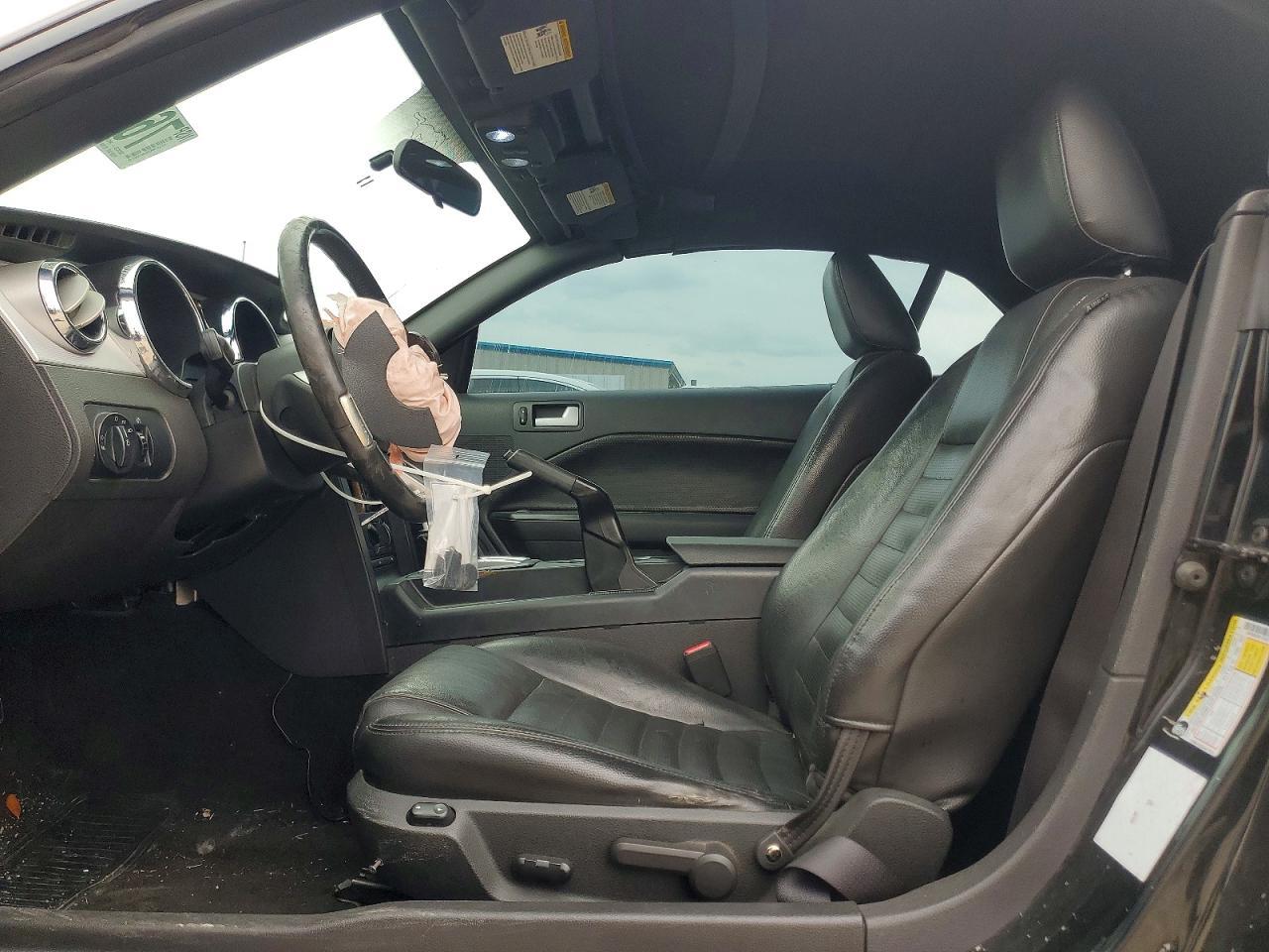 2006 FORD MUSTANG