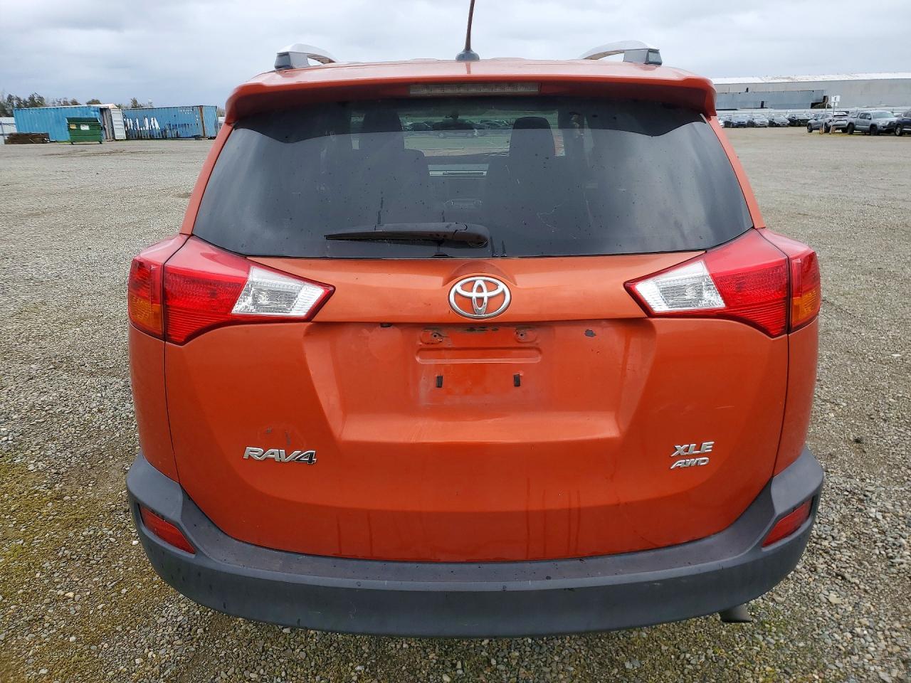 2015 TOYOTA RAV4