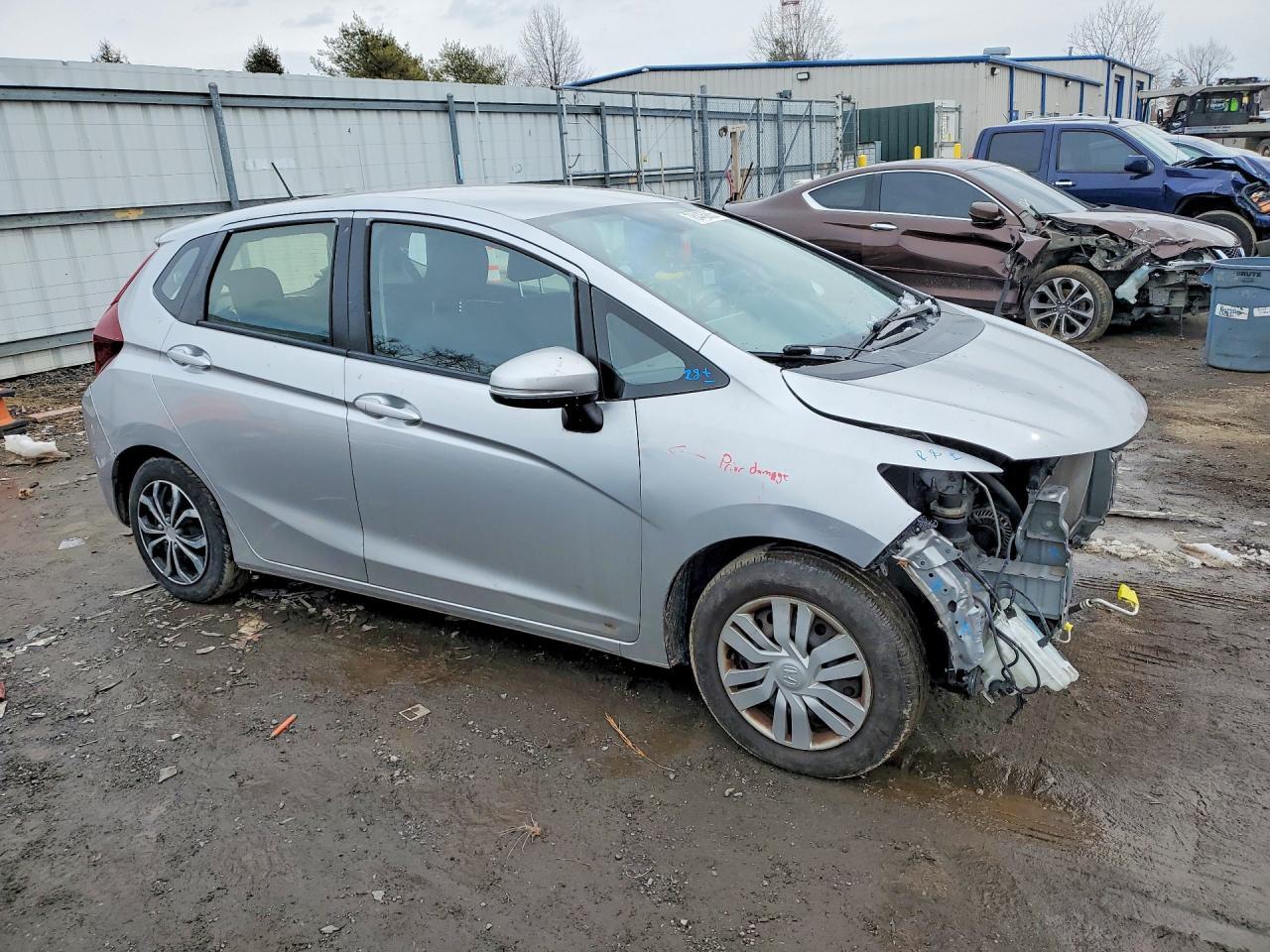 2016 HONDA FIT