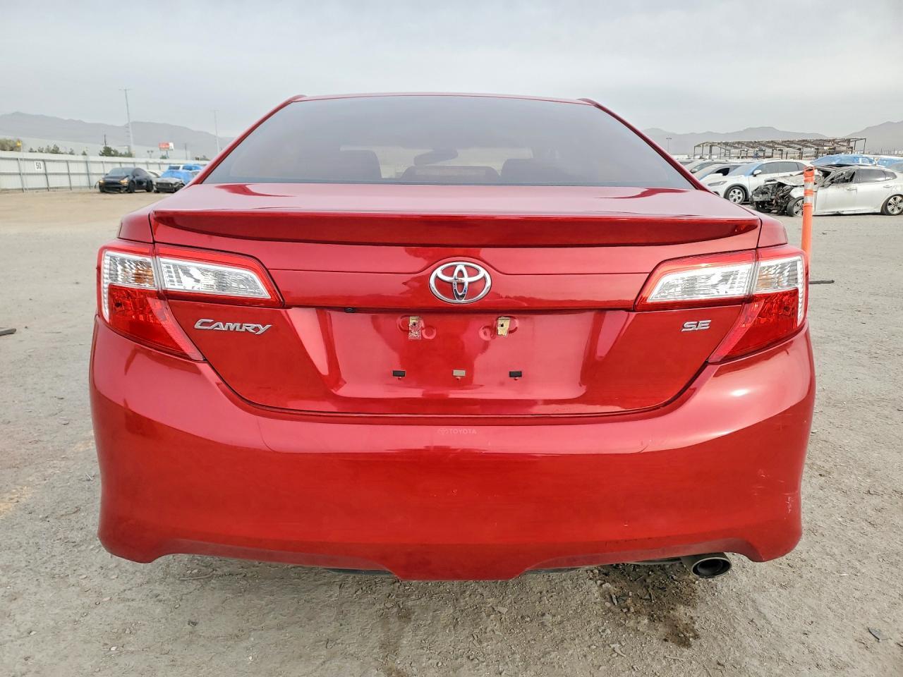 2014 TOYOTA CAMRY