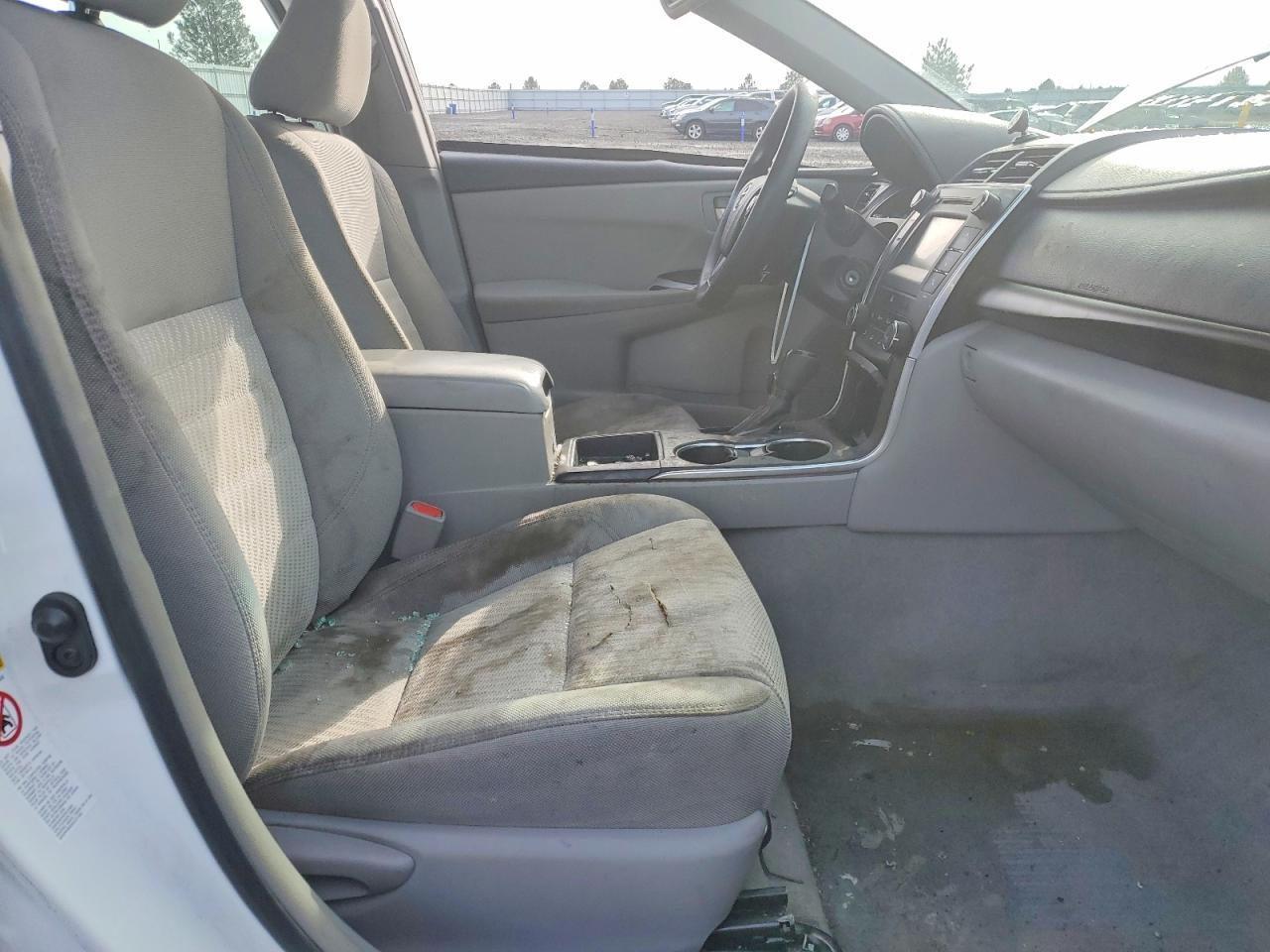 2016 TOYOTA CAMRY