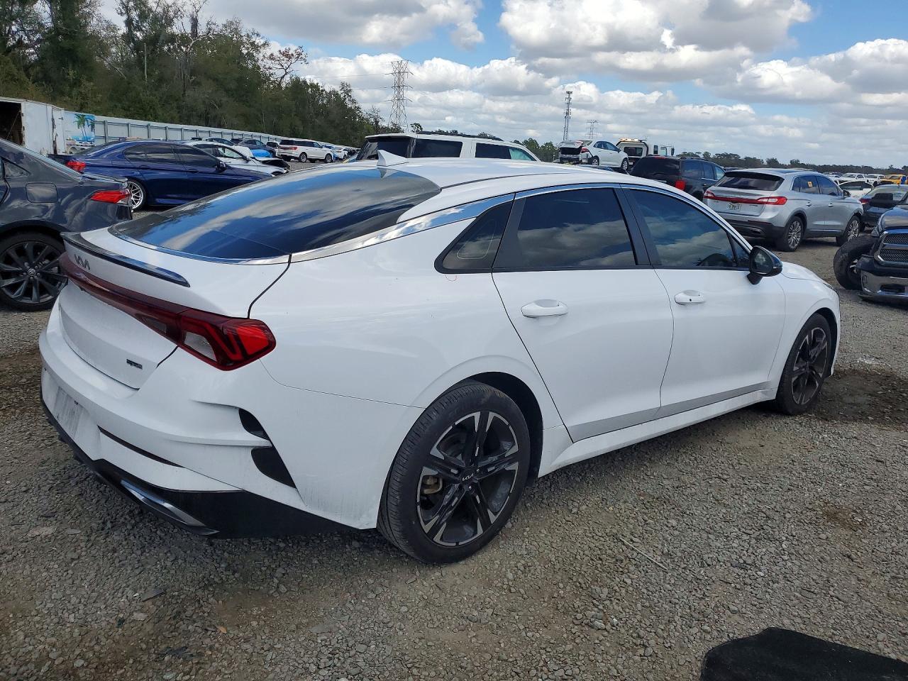 2023 KIA K5