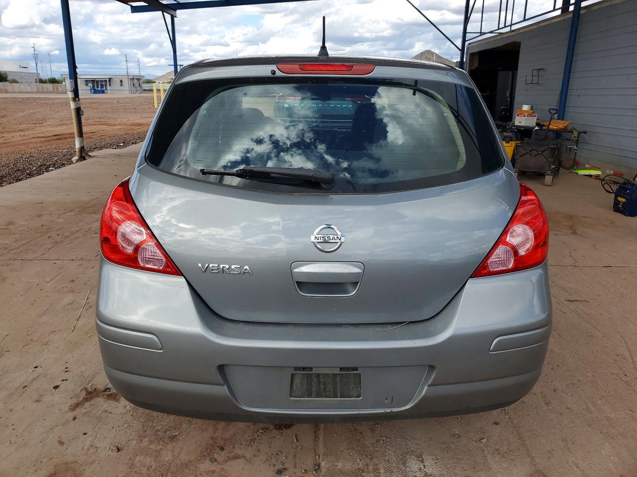 2012 NISSAN VERSA
