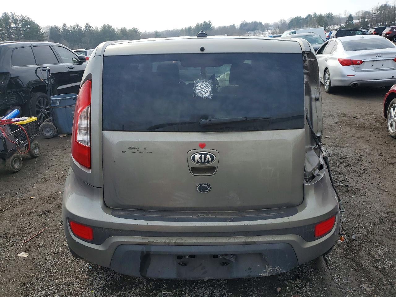 2013 KIA SOUL