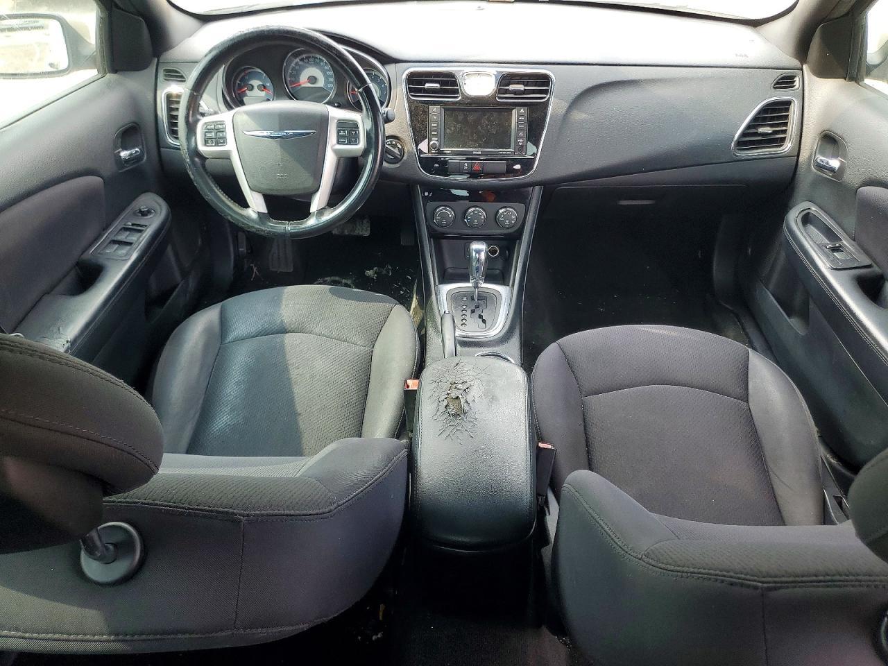 2014 CHRYSLER 200