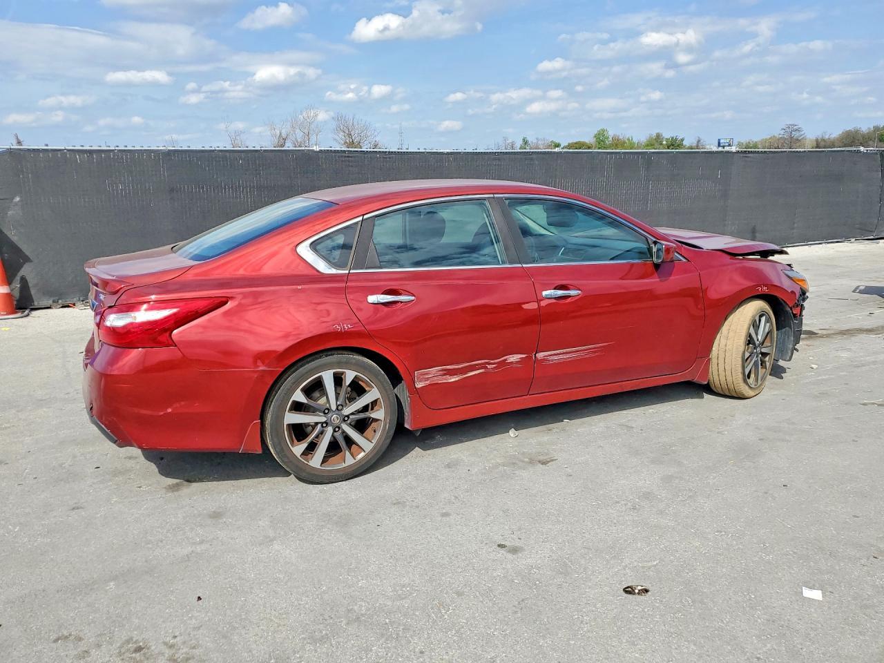 2016 NISSAN ALTIMA