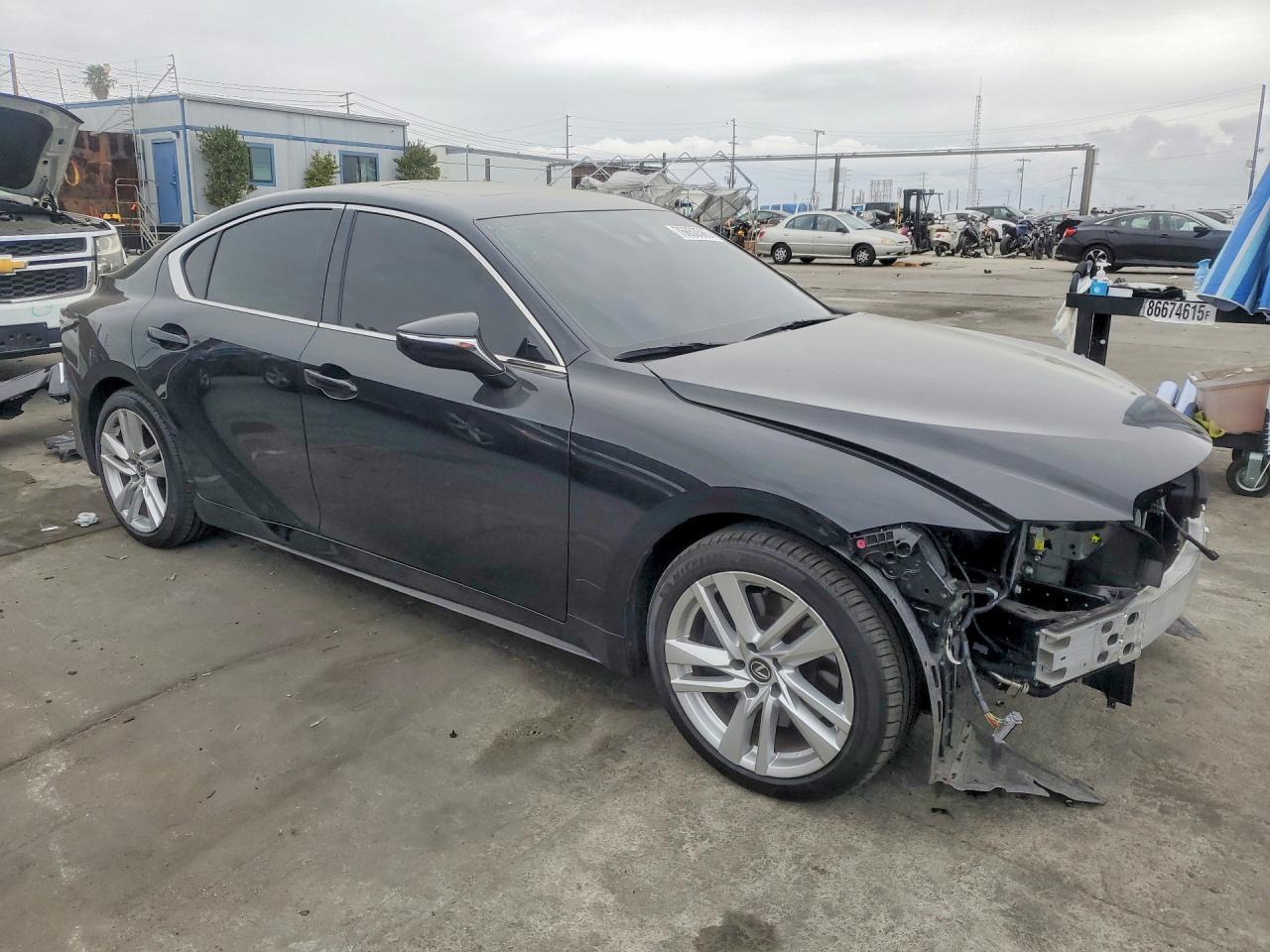 2025 LEXUS IS 300
