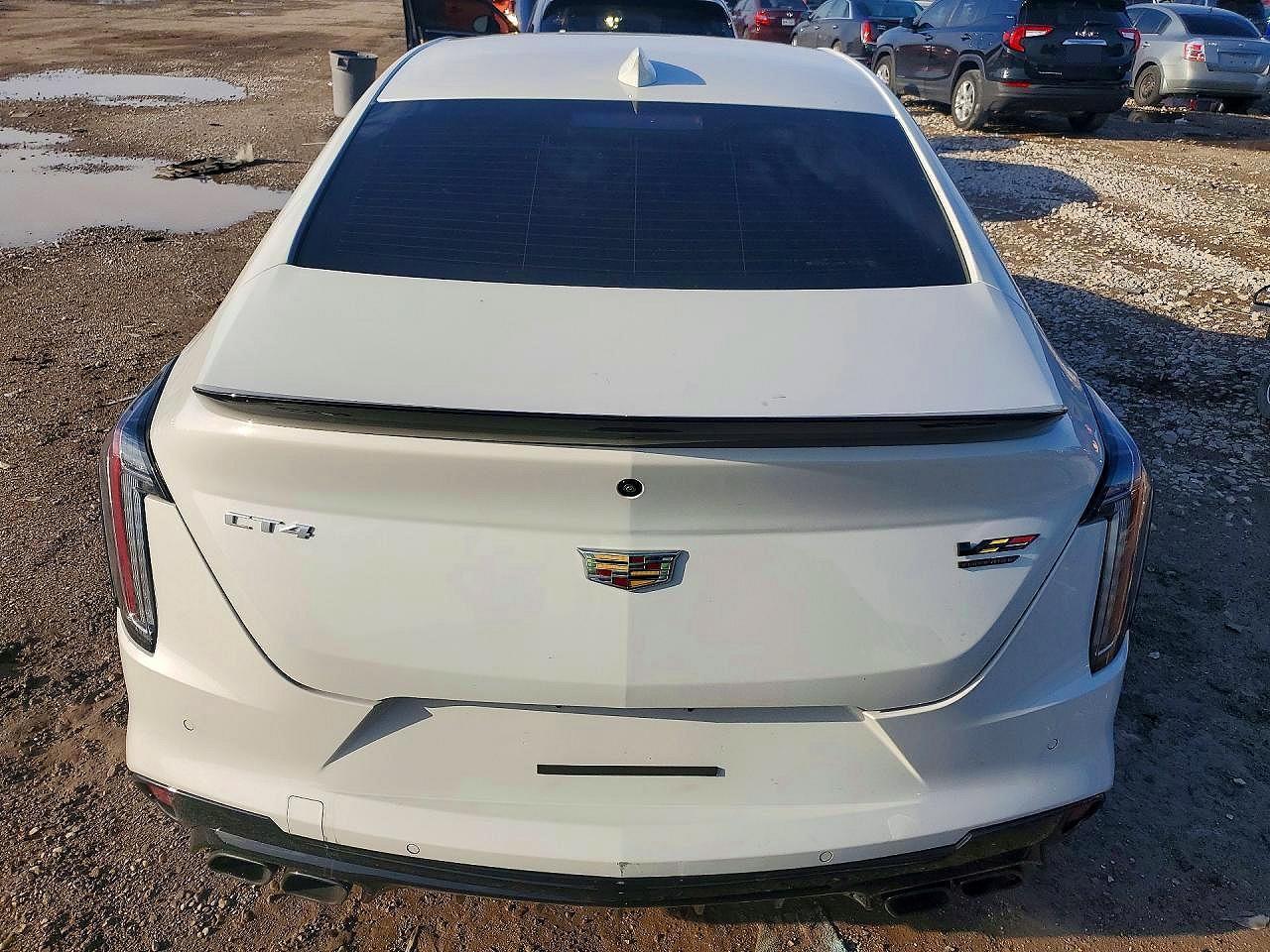 2023 CADILLAC CT4