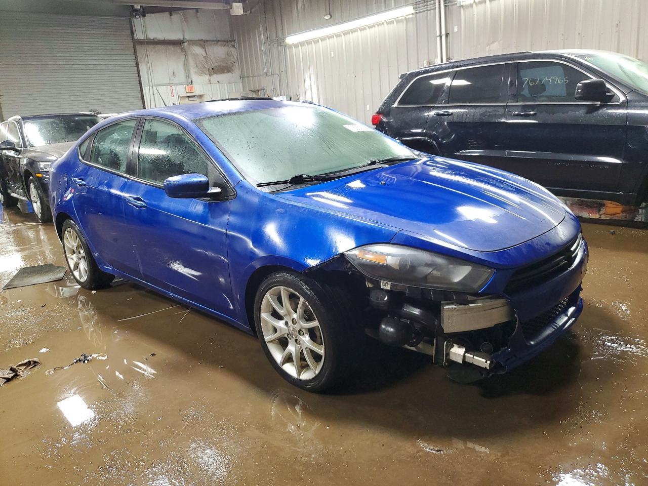 2013 DODGE Dart