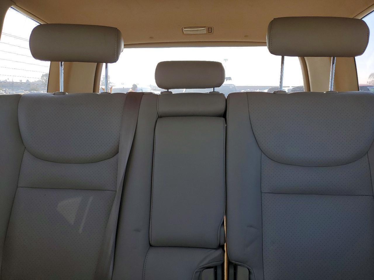2003 TOYOTA HIGHLANDER
