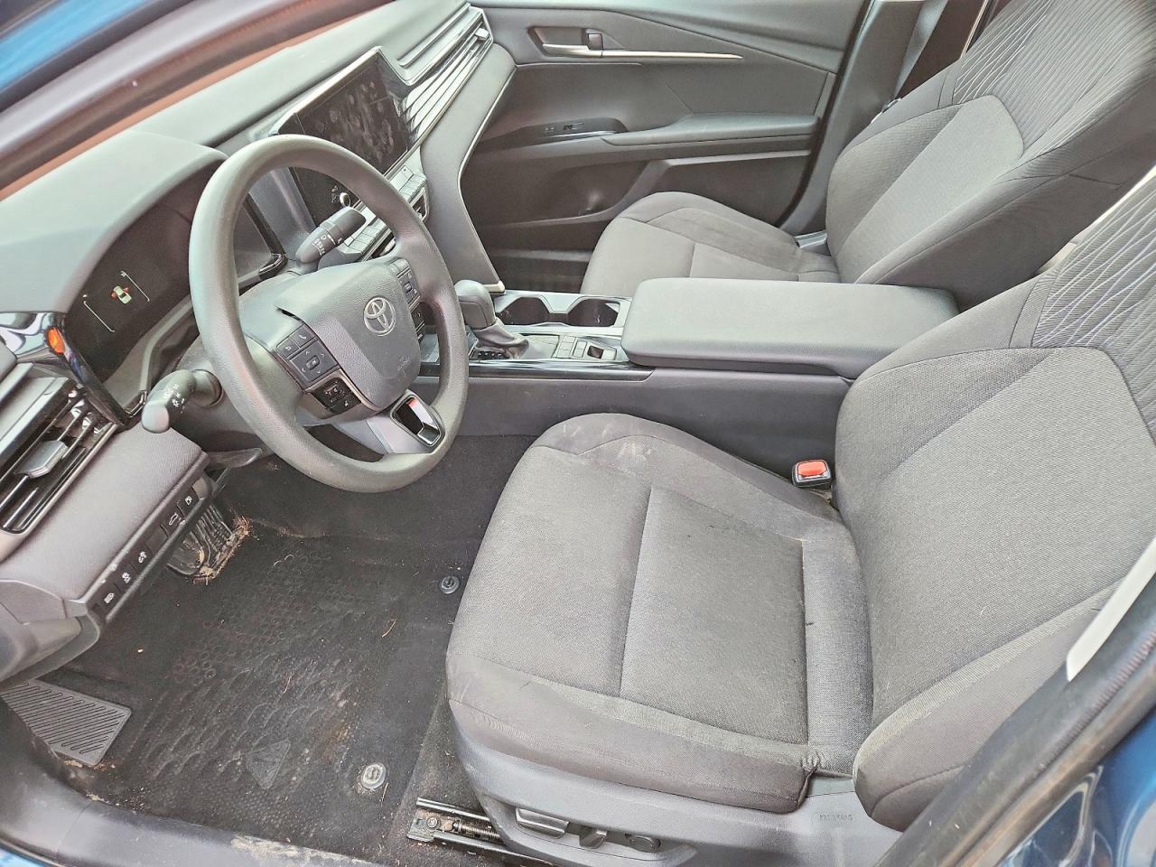 2025 TOYOTA CAMRY
