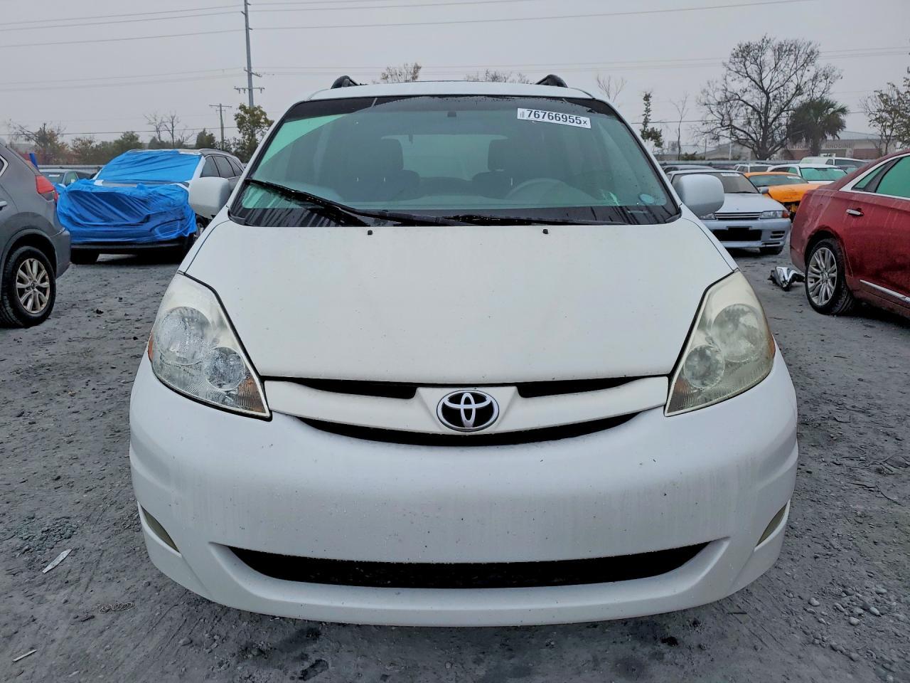 2006 TOYOTA SIENNA