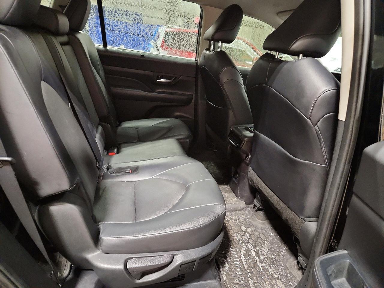 2024 TOYOTA HIGHLANDER