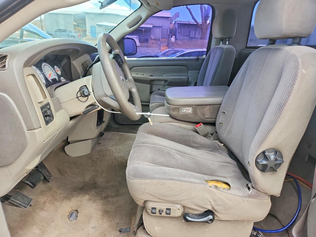 2004 DODGE RAM 1500