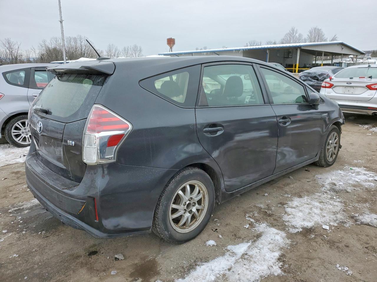 2015 TOYOTA PRIUS V