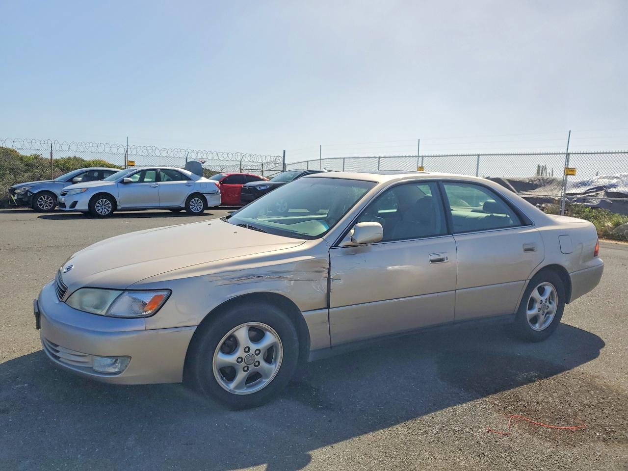 1999 LEXUS Es 300