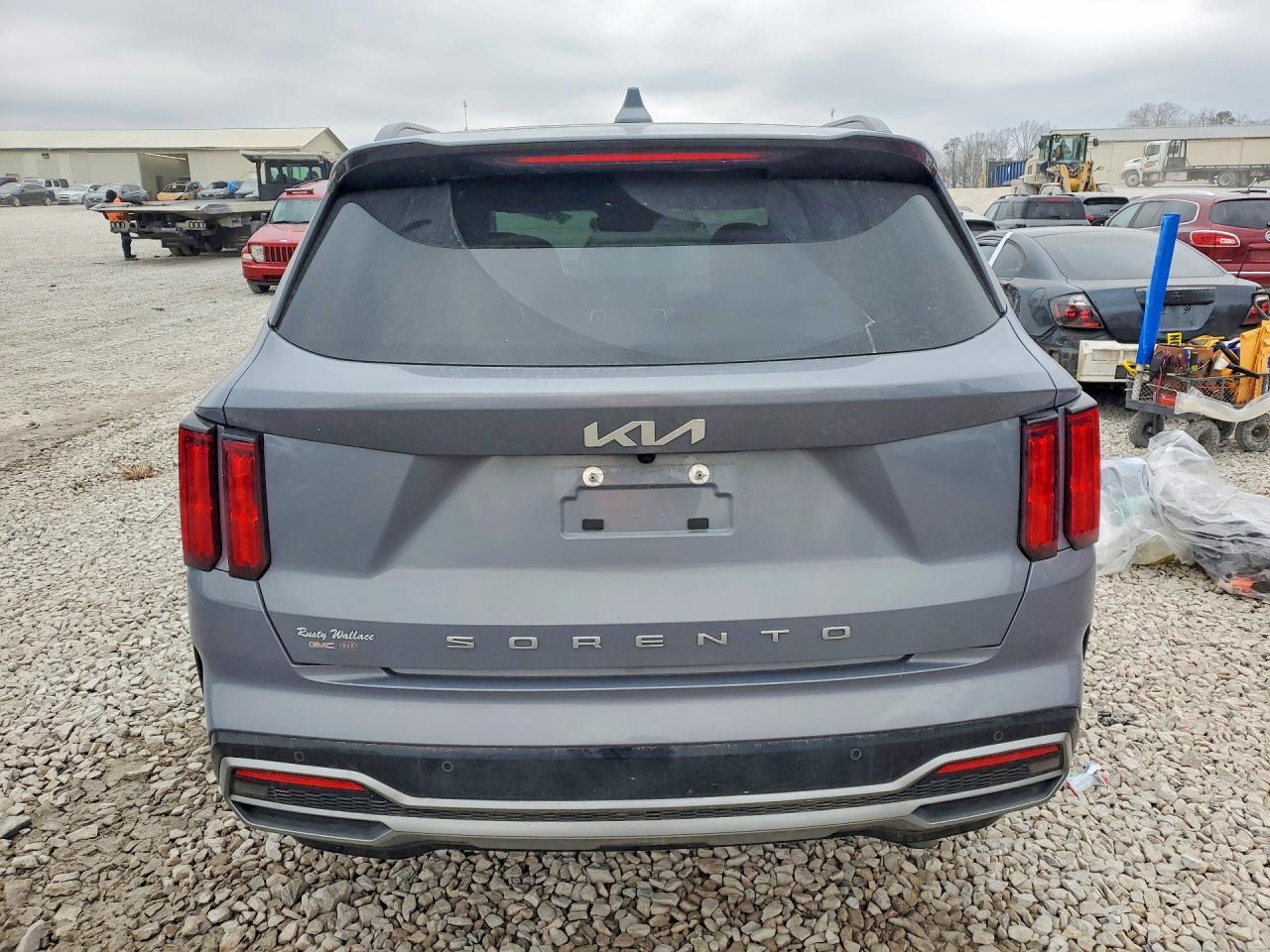 2022 KIA SORENTO