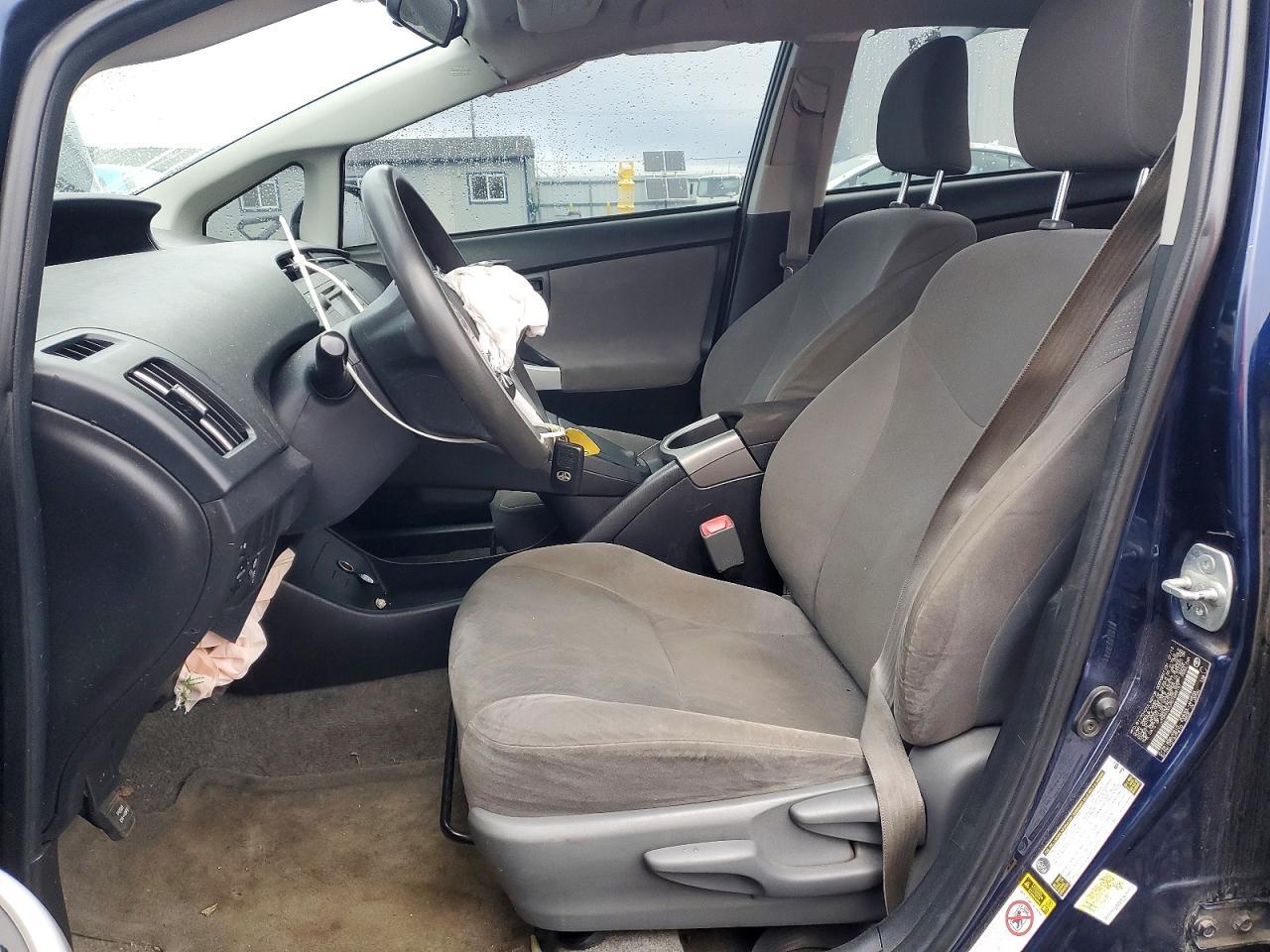 2013 TOYOTA PRIUS