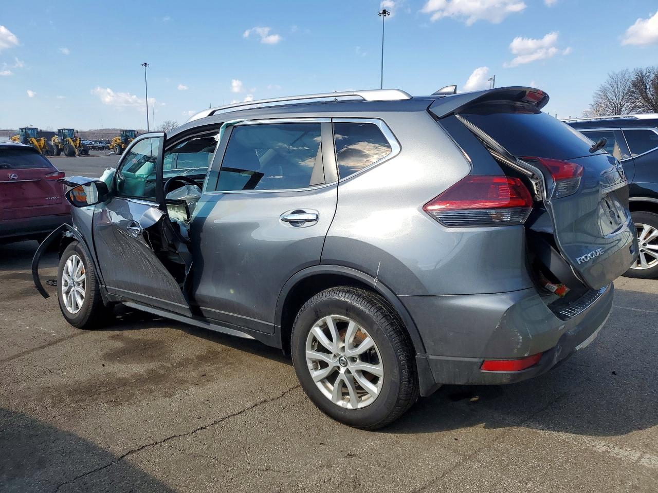2018 NISSAN ROGUE