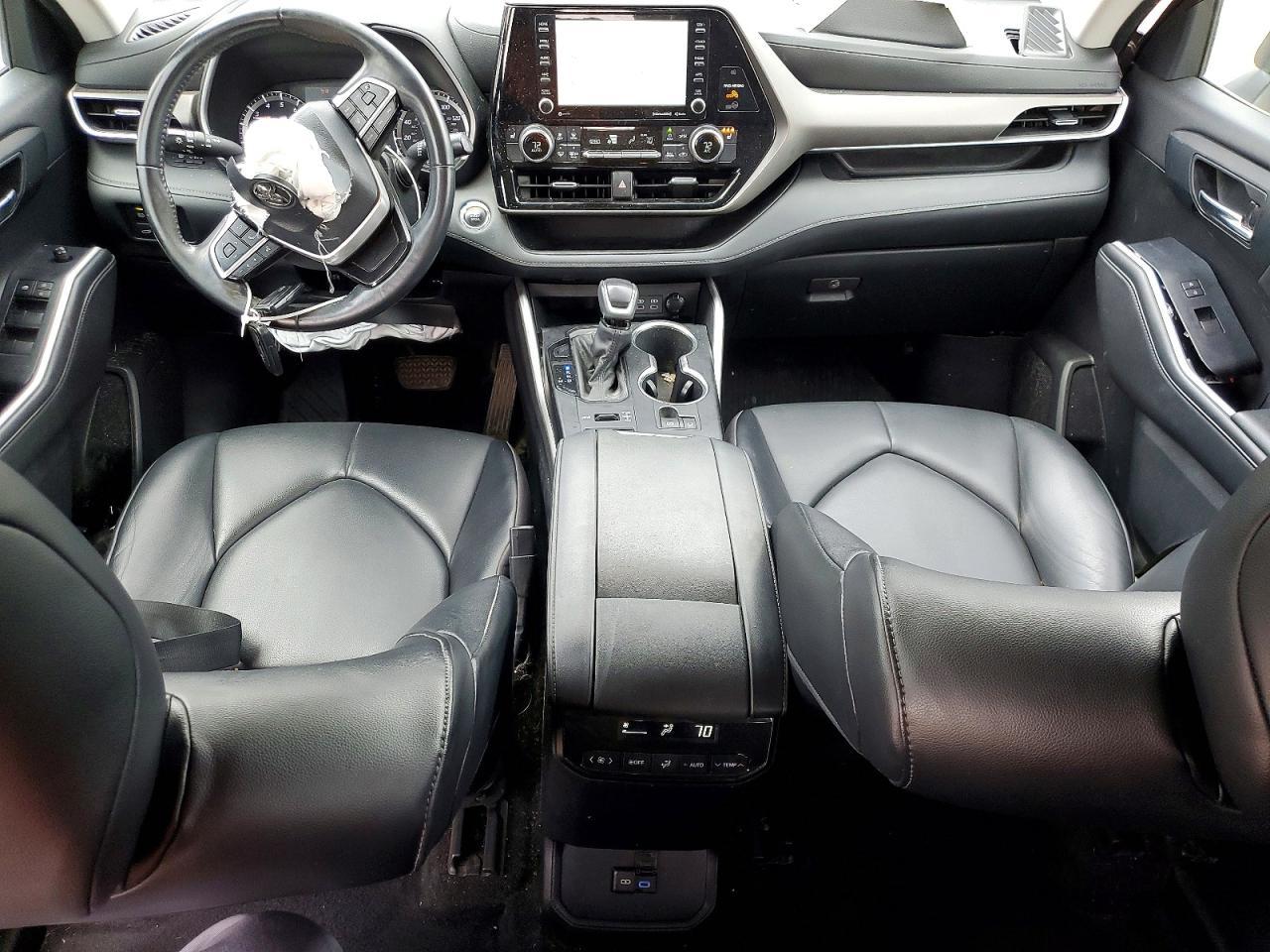 2022 TOYOTA HIGHLANDER