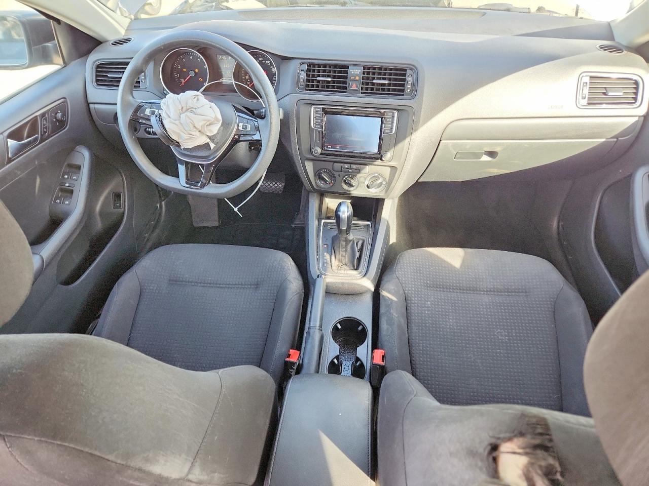 2016 VOLKSWAGEN JETTA