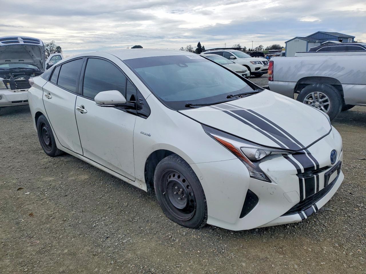 2017 TOYOTA PRIUS