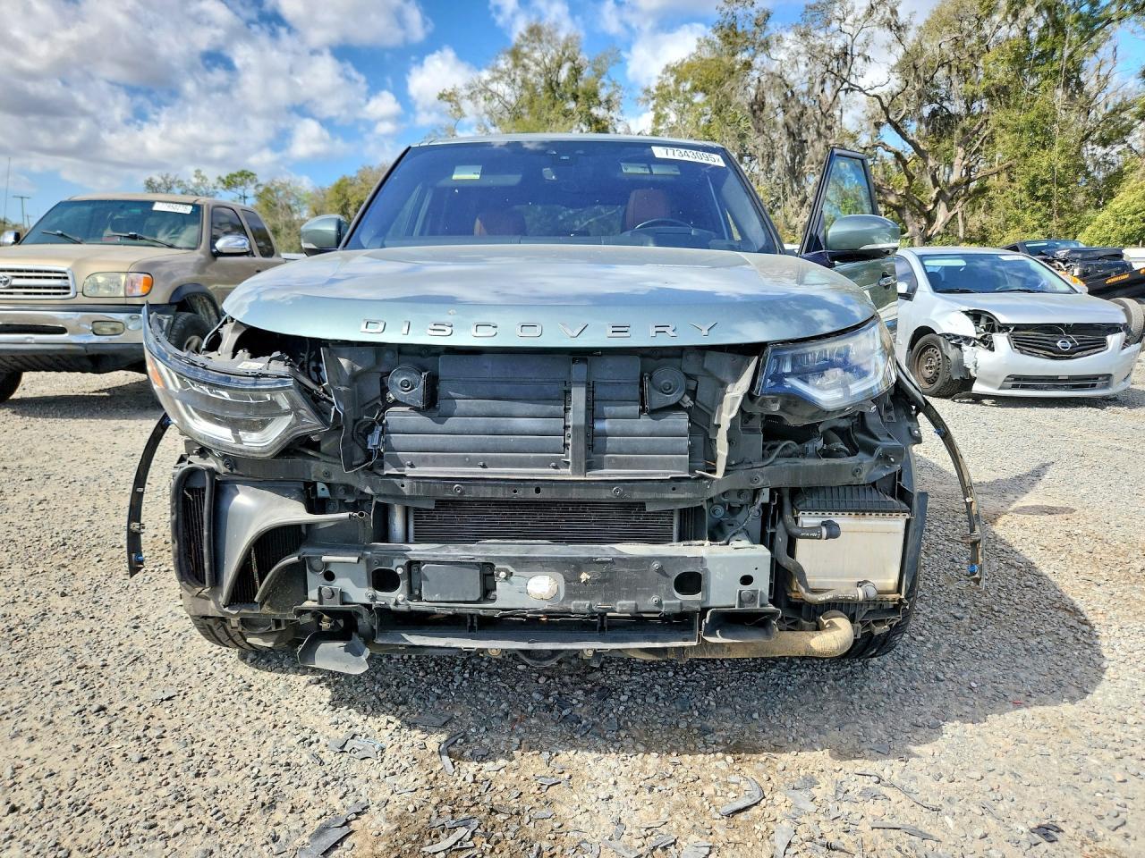 2017 LAND ROVER Discovery