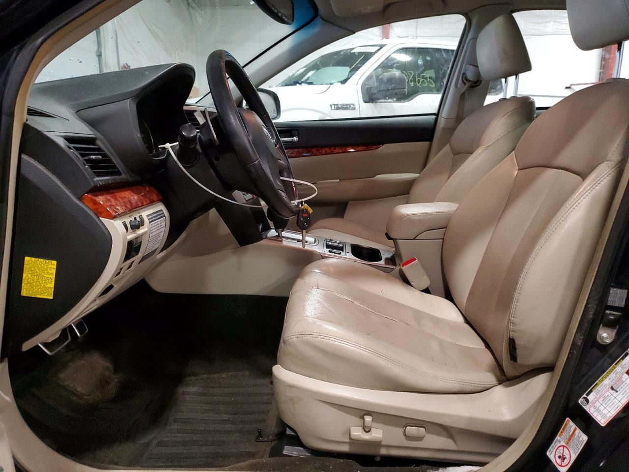2012 SUBARU Legacy