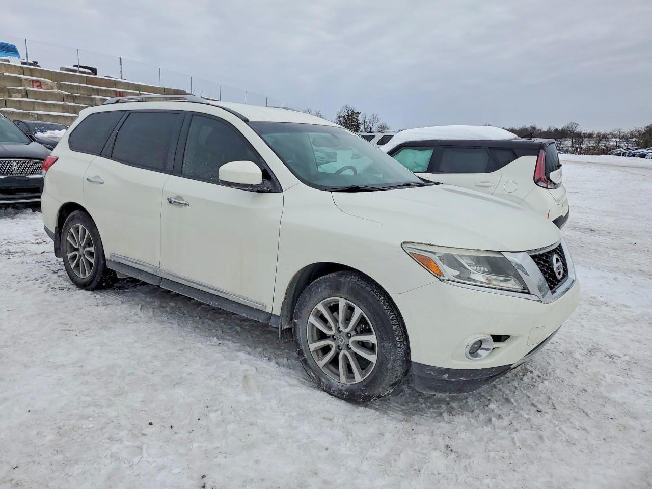 2016 NISSAN PATHFINDER
