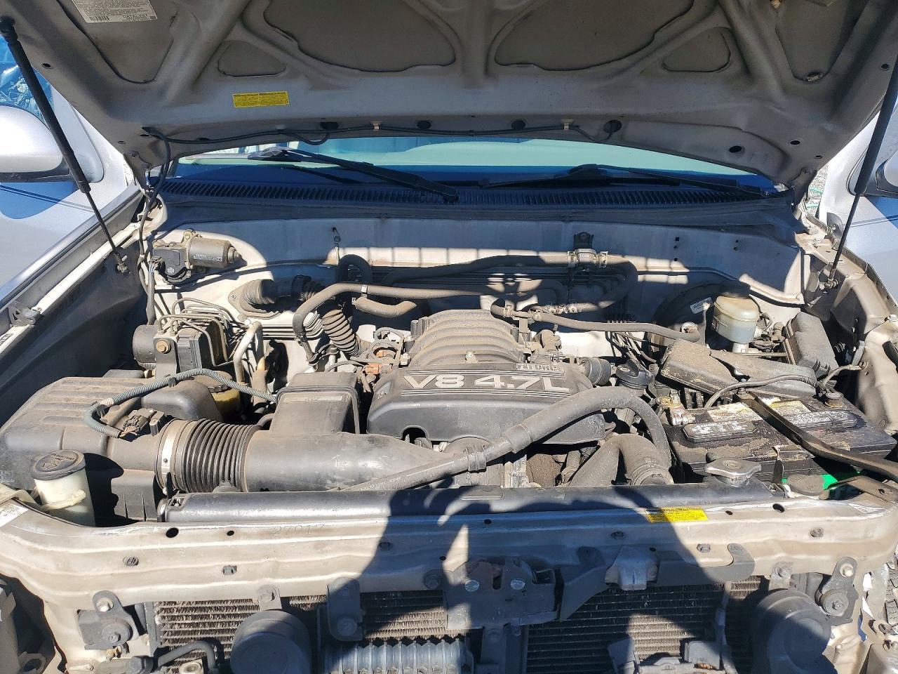 2005 TOYOTA Sequoia