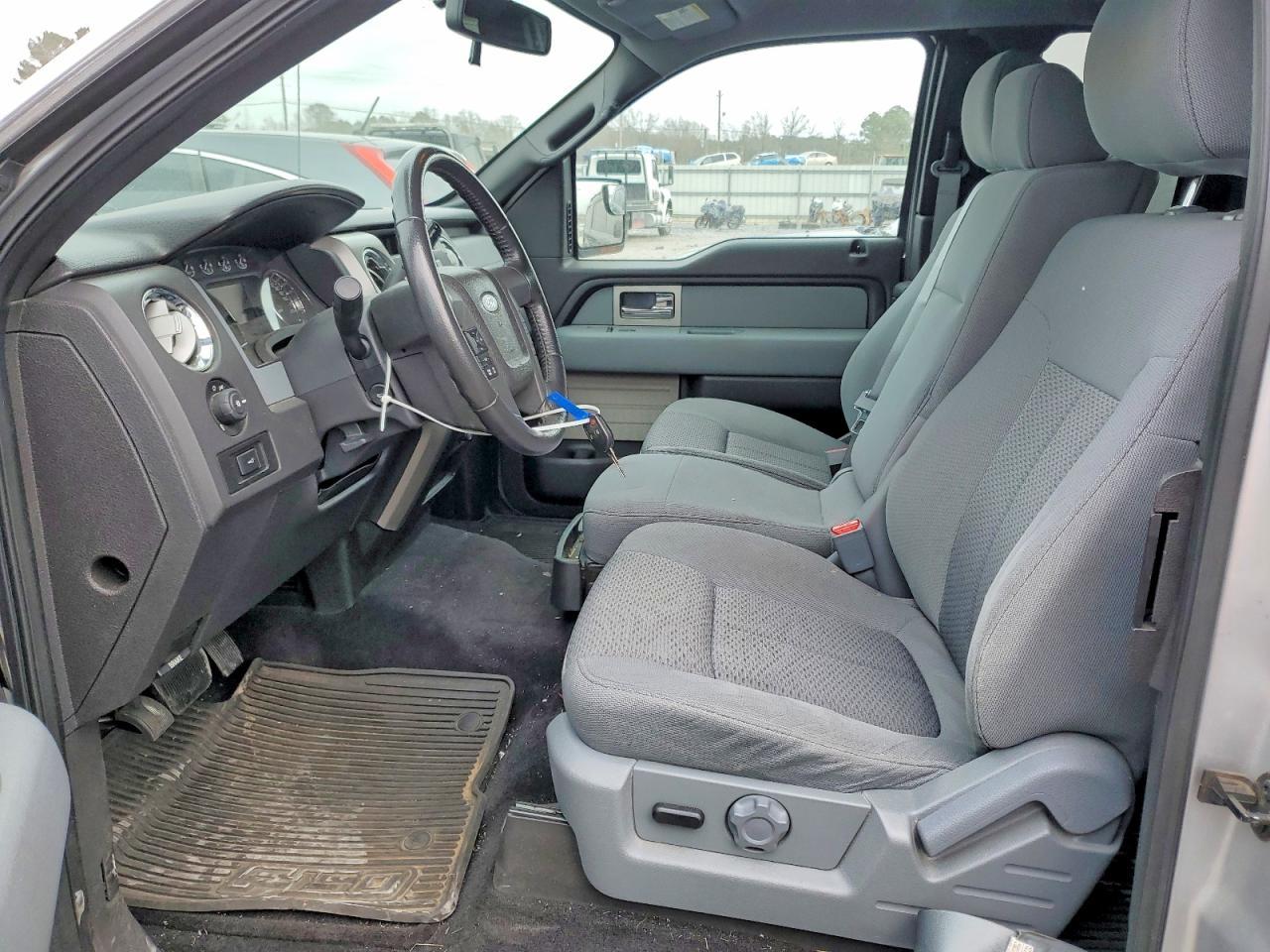 2011 FORD F-150